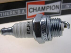 Świeca zapłonowa RCJ6Y | CHAMPION